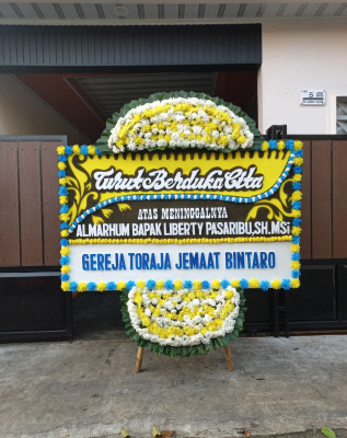 Papan Bunga Duka di Peudada